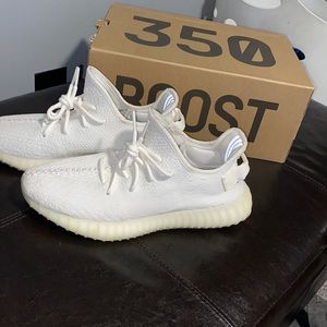 Yeezy 350 boost